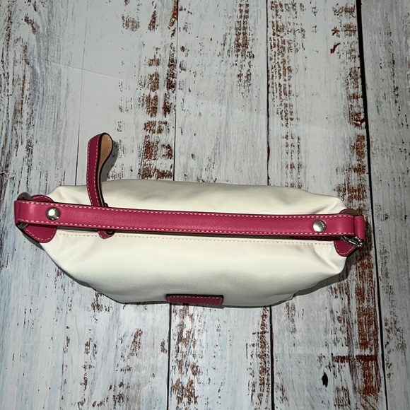 Never used Coach purse - Picture 2 of 6